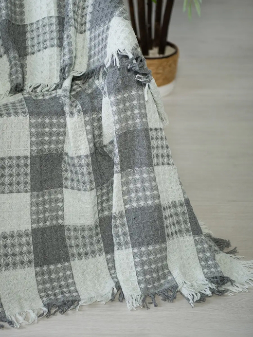 Плед-покрывало клетка из шерсти, Серо-белый