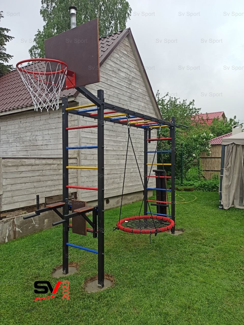 Монтаж уличной шведской стенки Sv Sport Рукоход (4 вертикальных столба)