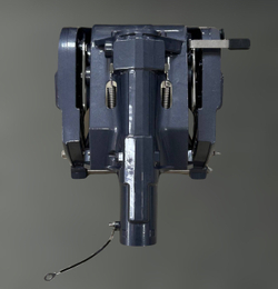 Струбцина (поворотная рама) в сборе Yamaha 40X(для ноги L) (YUELANG)