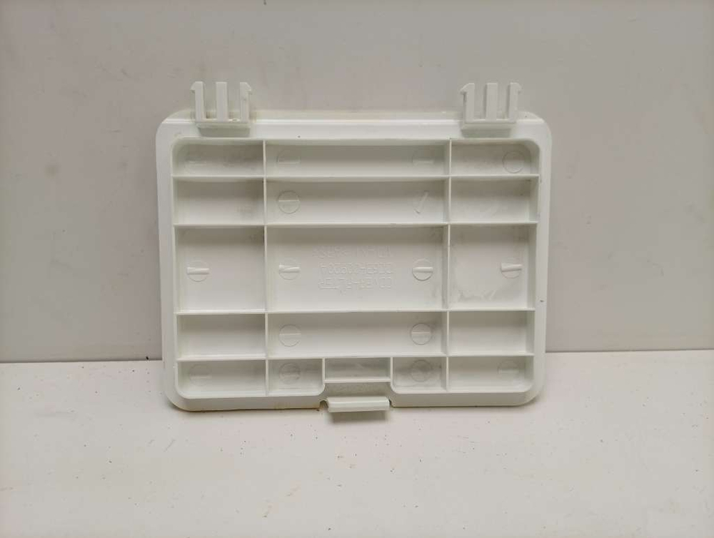 WF8500NMW/YLP кт25 Крышка сливного фильтра для стиральных машин Samsung DC63-00920A б/у