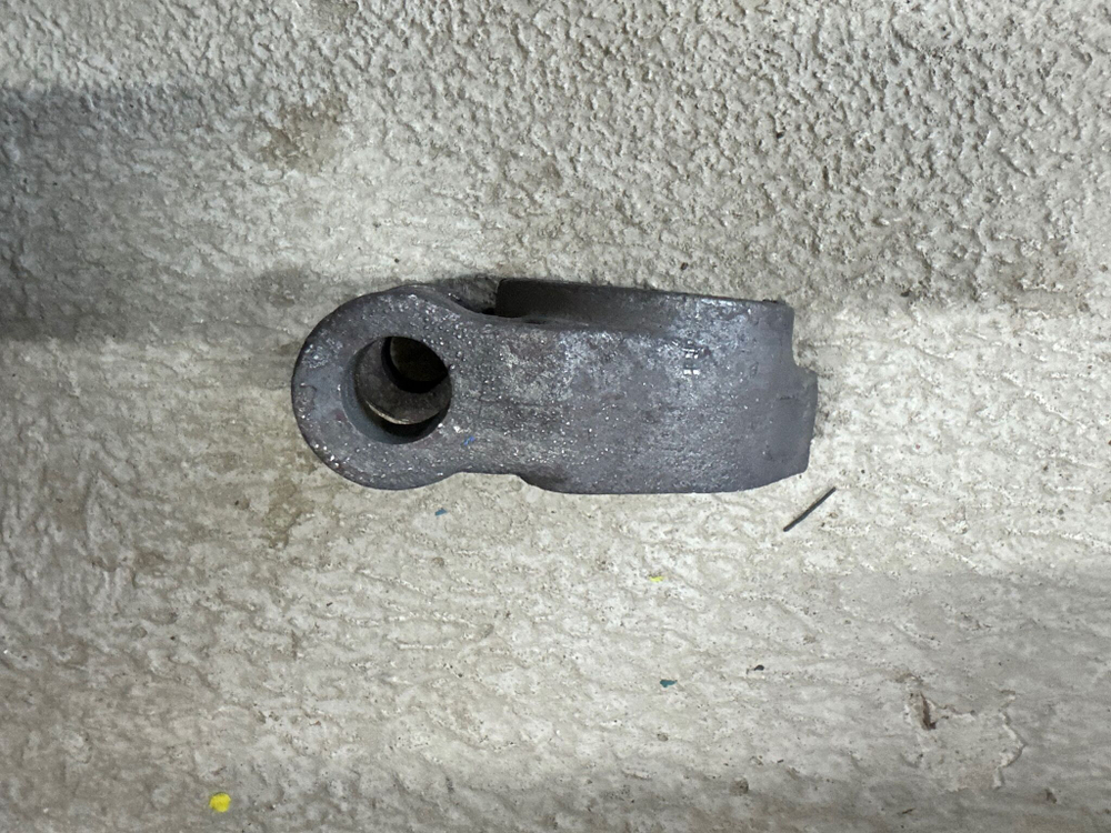 Головка шатуна (под 2 подш.)