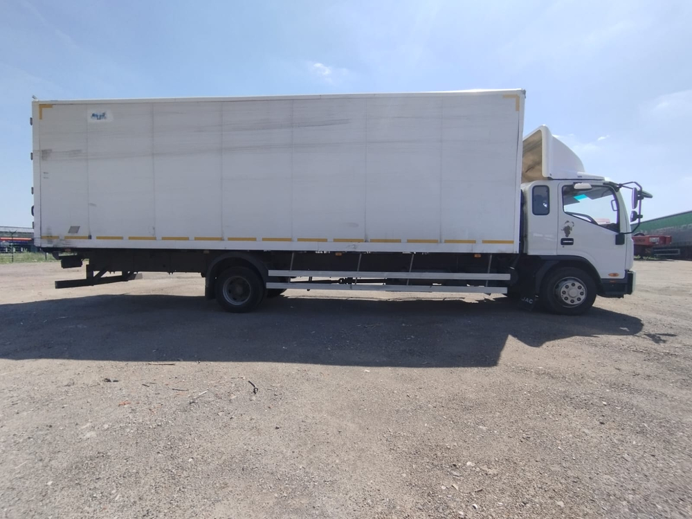 СПЕЦМОБИЛЬ-НН 2818* на шасси JAC N120 Изотермический/рефрижератор 2818J-42 (Изотермический, дизельны