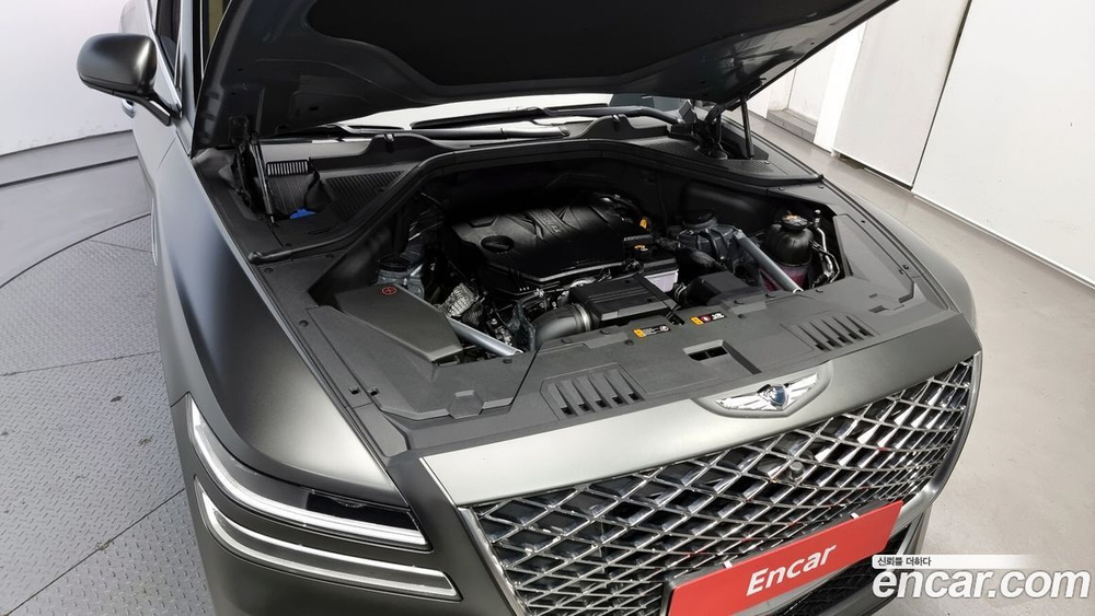 Genesis GV80 2.5T Бензин 2WD (12.2023)