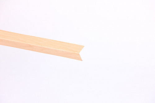 Угол отделочный ПВХ Клен (20х20мм.х2,7м) (261)