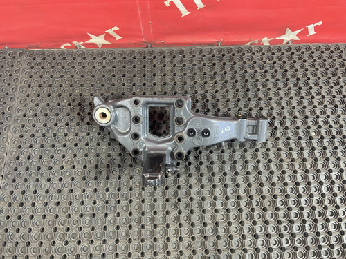 Кронштейн рессоры передней правый 2020г.