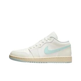Женские кроссовки Air Jordan 1 Low 'Sail Igloo' DC0774-134