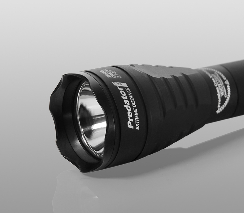 Armytek Predator Pro F01703BW