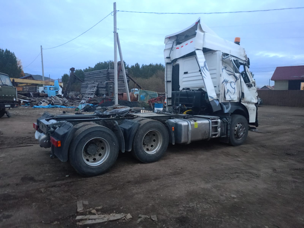 SITRAK C7H 6x4 Седельный тягач ZZ4256V364HE (Дизельный, 12,4 л, 540 л.с., МТ)