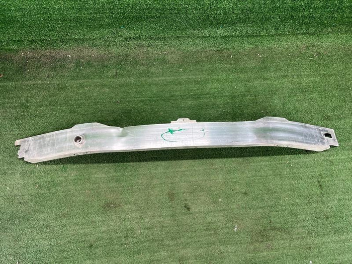 Усилитель передний BMW 3er F30 F31 (2011-2020)