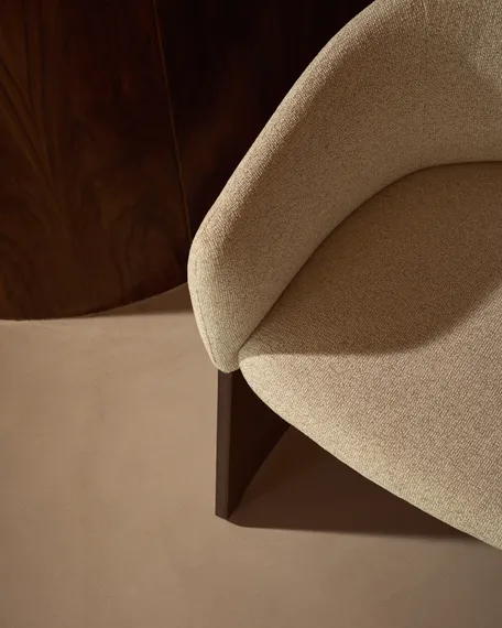 Стул Bosca из бежевого шенилла и орехового шпона