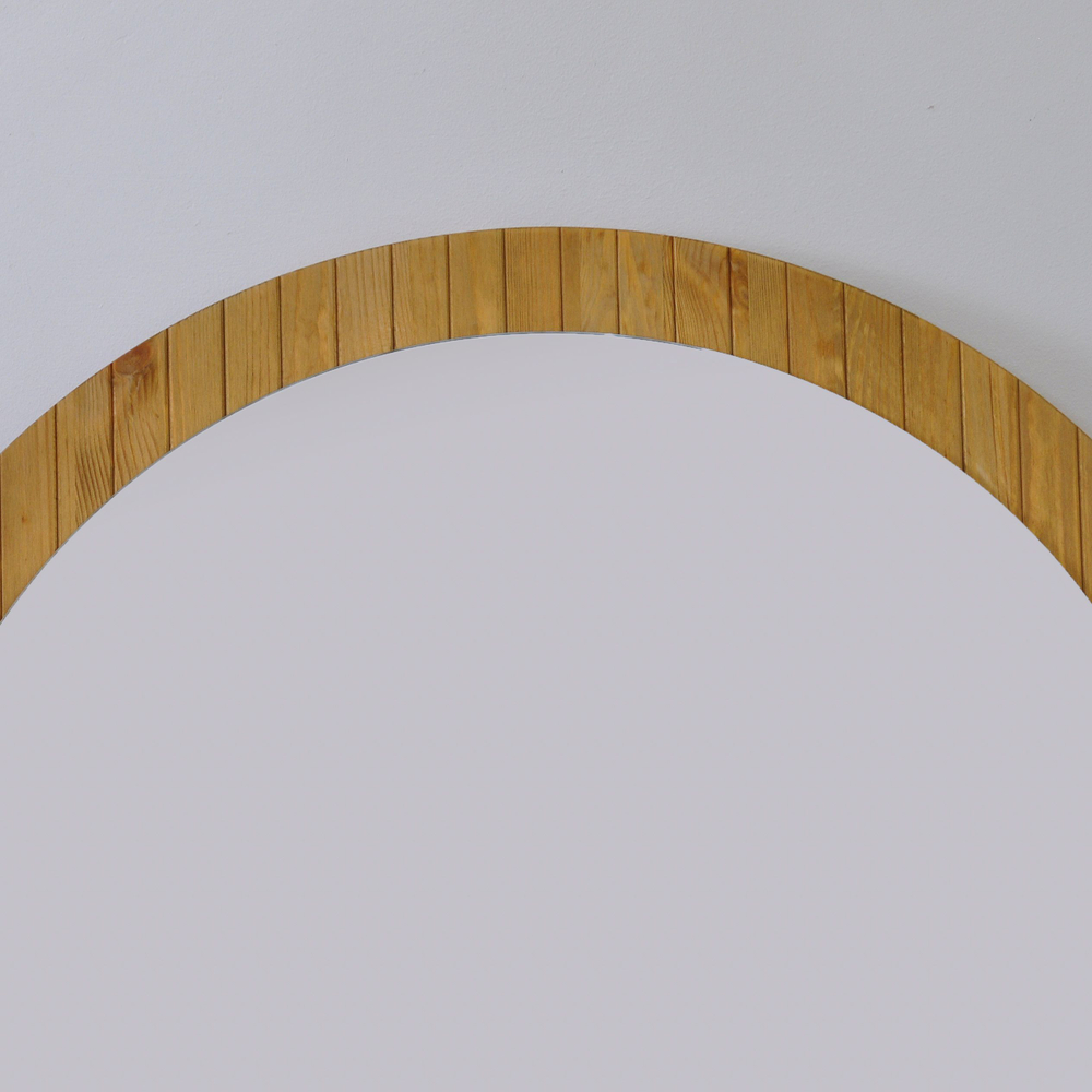 Зеркало настенное 81х81, Пиафорте, круглое, в деревянной раме, для спальни, прихожей, ванны, коричневое, Dipriz