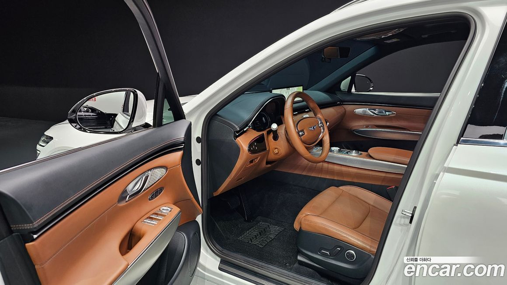 Genesis GV70 2.5T Бензин AWD (10.2021)