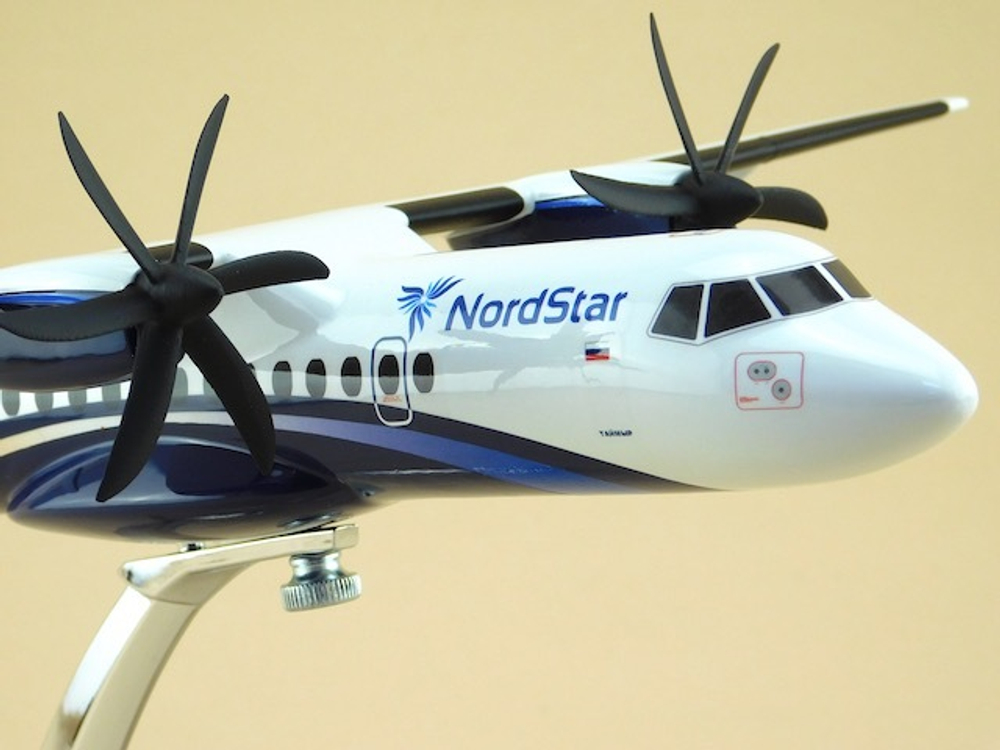 Модель самолета ATR-42 (М1:72, Nordstar)