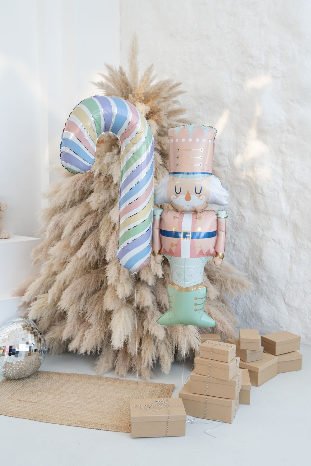 Щелкунчик в нежных тонах (БГ-41) 