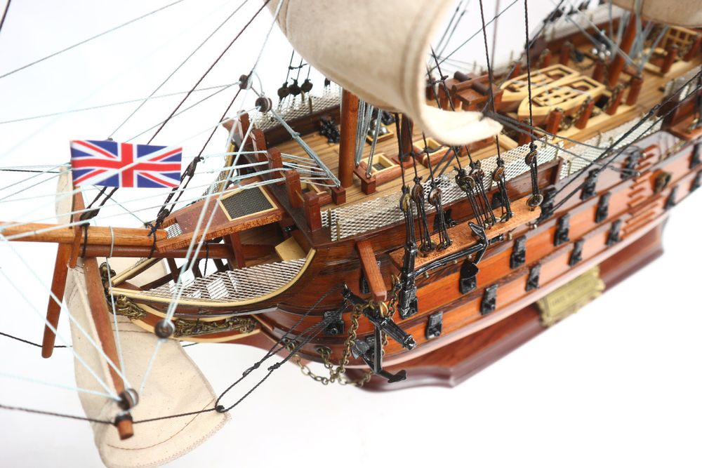 Van Der Heijden Модель парусника HMS Victory, Англия