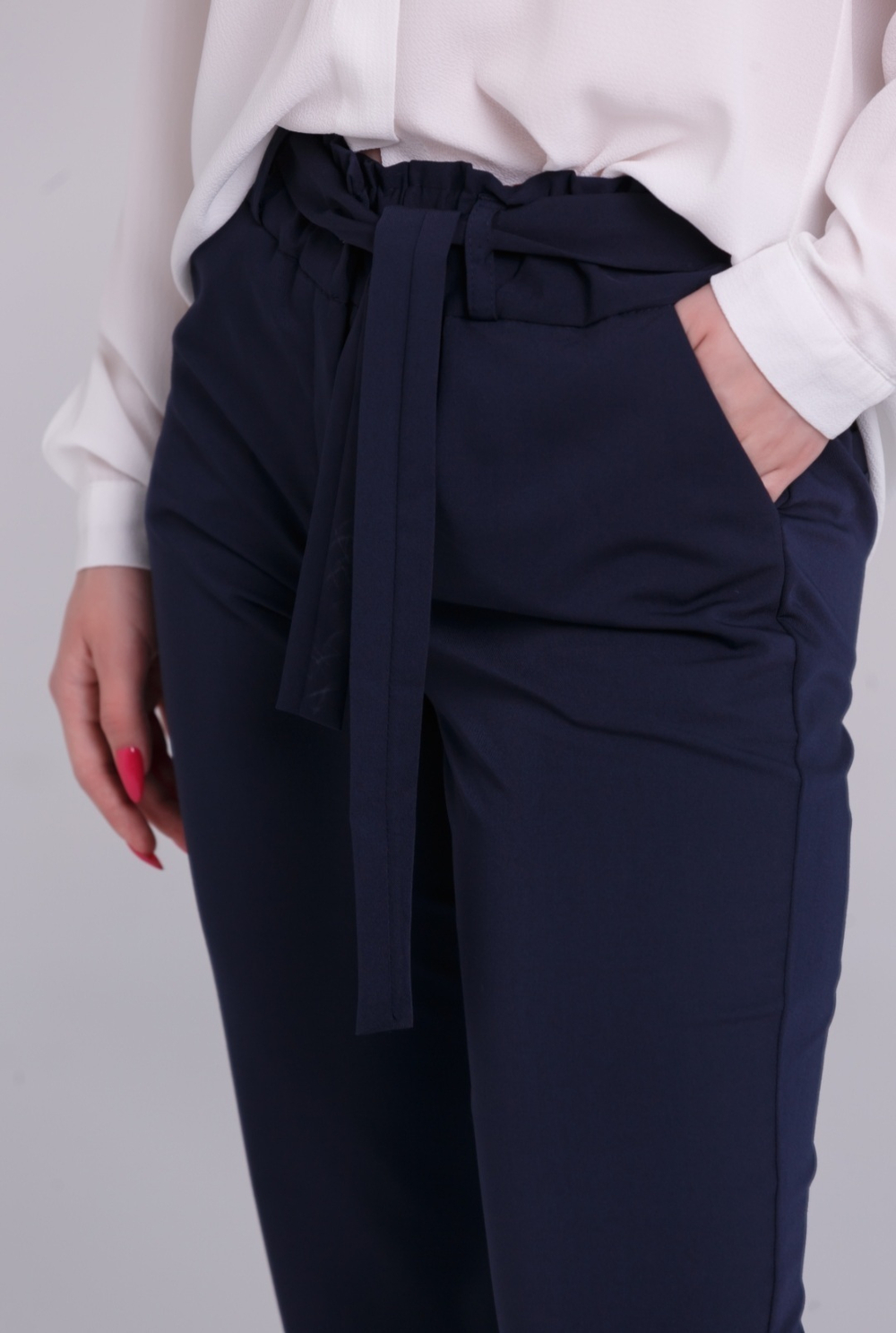 Брюки женские для девушки синие темно-синие  школьные классика классические демисезонные прямые на резинке с поясом деловые офисные бананыстрогие