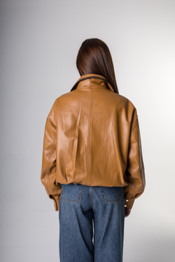 Куртка из натуральной кожи