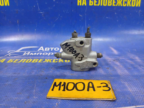 Распределитель тормозной TOYOTA DUET 1999