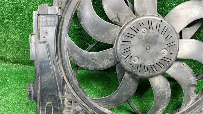 Диффузор с вентилятором BMW 5er F10 (2009-2017)