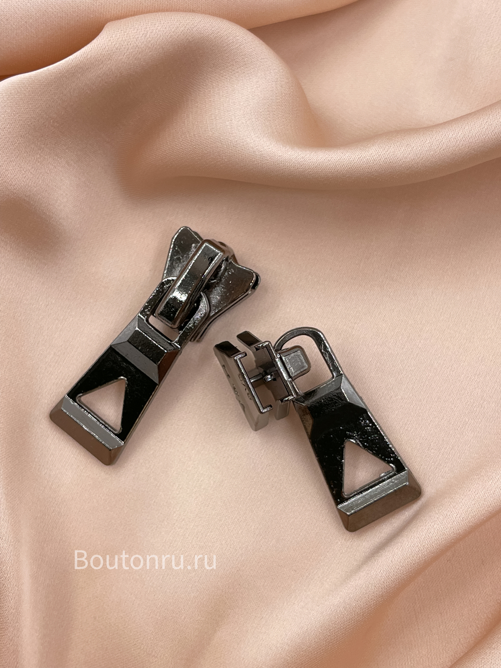 Собачка / Бегунок 8 мм графит(черный)