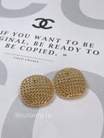 Серьги золотистые перфорированные