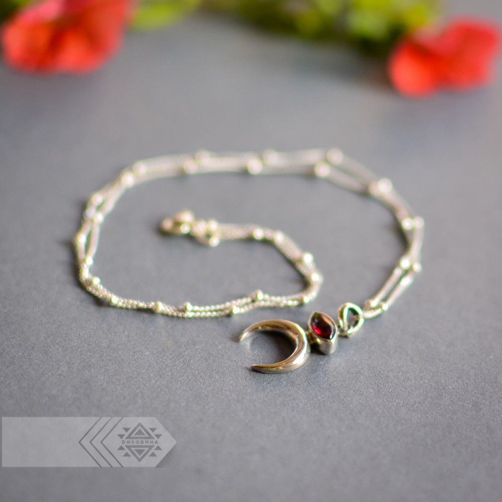 Подвеска ЛУННИЦА с цепочкой, серебро/гранат