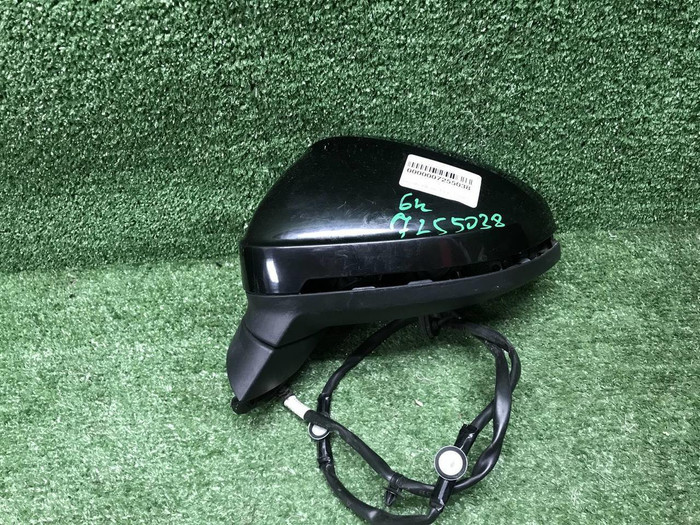 Зеркало левое Audi A4 B9 (2015-н.в.) 6 контактов