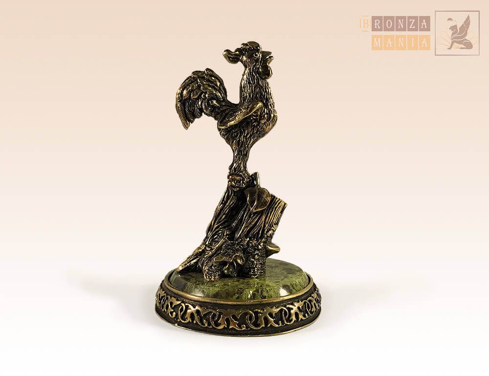 фигурка Петух карандашница на змеевике