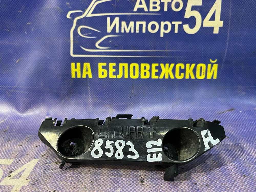 Крепление бампера переднее левое NISSAN NOTE 2012-2016