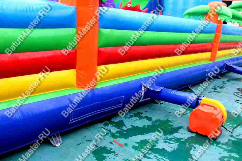 Надувной батут горка "Парк Юрского периода"