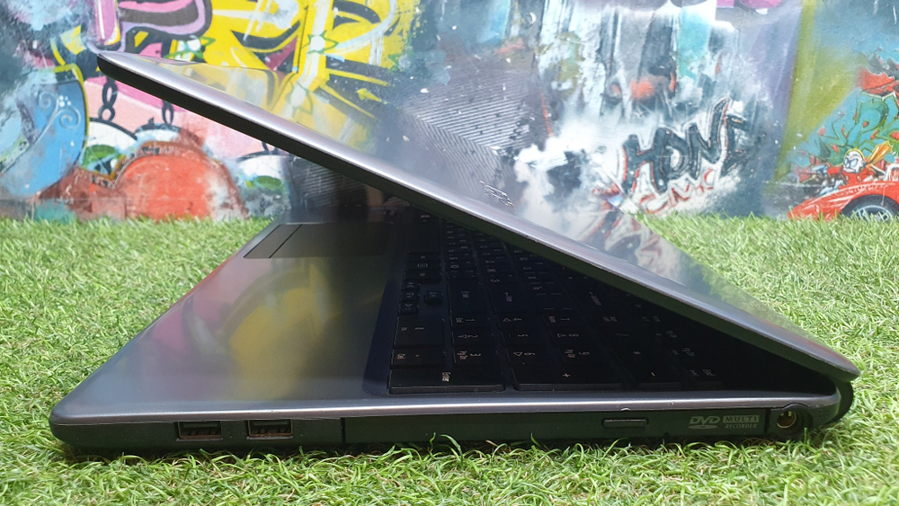 Ноутбук Acer i7/8Gb/1000Gb