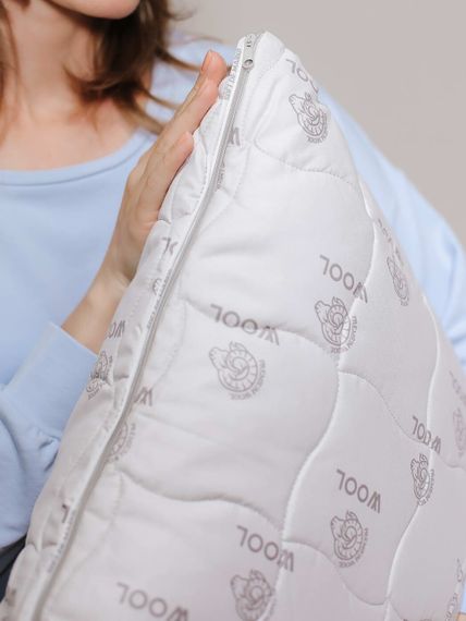 Premium wool Подушка 70х70