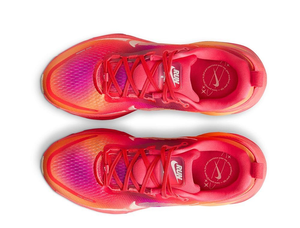 Кроссовки для бега женские Nike Vomero 18 SE W Розово-Оранжевые