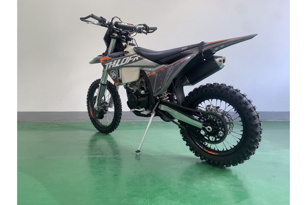 Мотоцикл JHLofr ZR6 YBS300 (176MN)