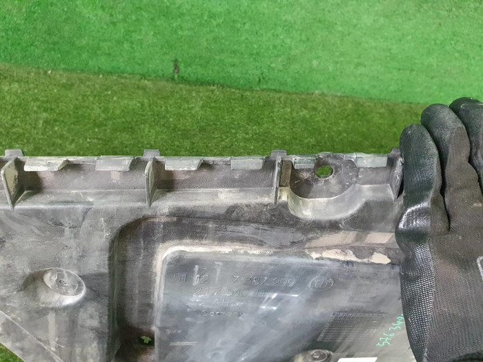 Кронштейн заднего бампера левый BMW 5er G30 (2017-2020)