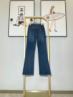 Джинсы Prada