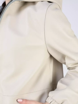 Кожаная куртка демисезонная с капюшоном