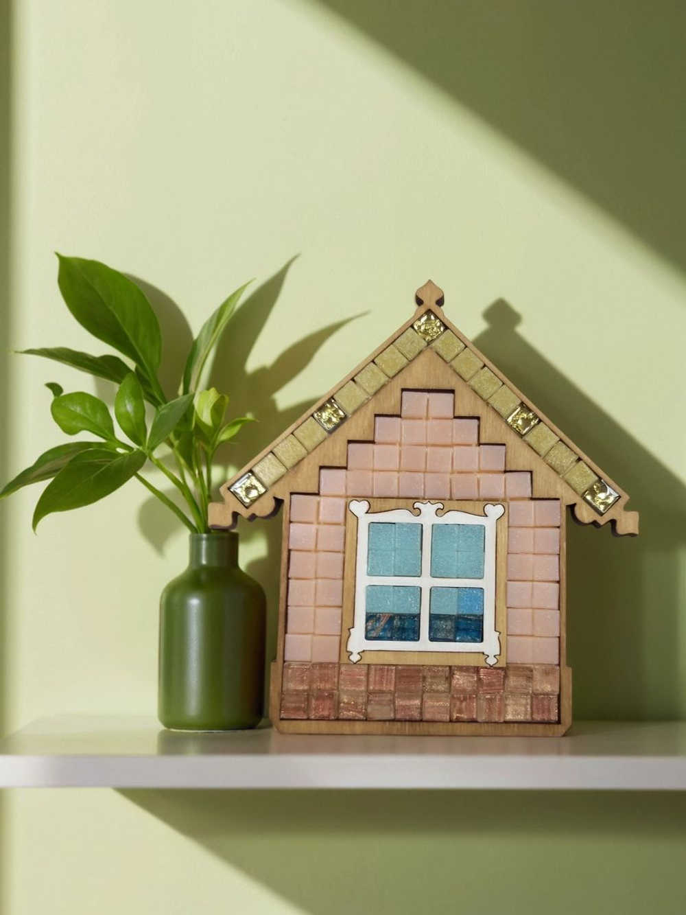 Набор для творчества стеклянная мозаика Домик . Витражное стекло , перламутровый . 8 цветов , 40 элементов .