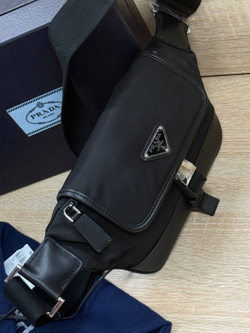 Поясная-нагрудная сумка Prada