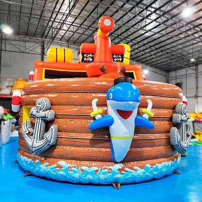 Надувной батут "Веселый кораблик", 7x5x5 м.