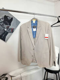 Пиджак мужской стильный,светлый.Размер XXL - 52/54 русский