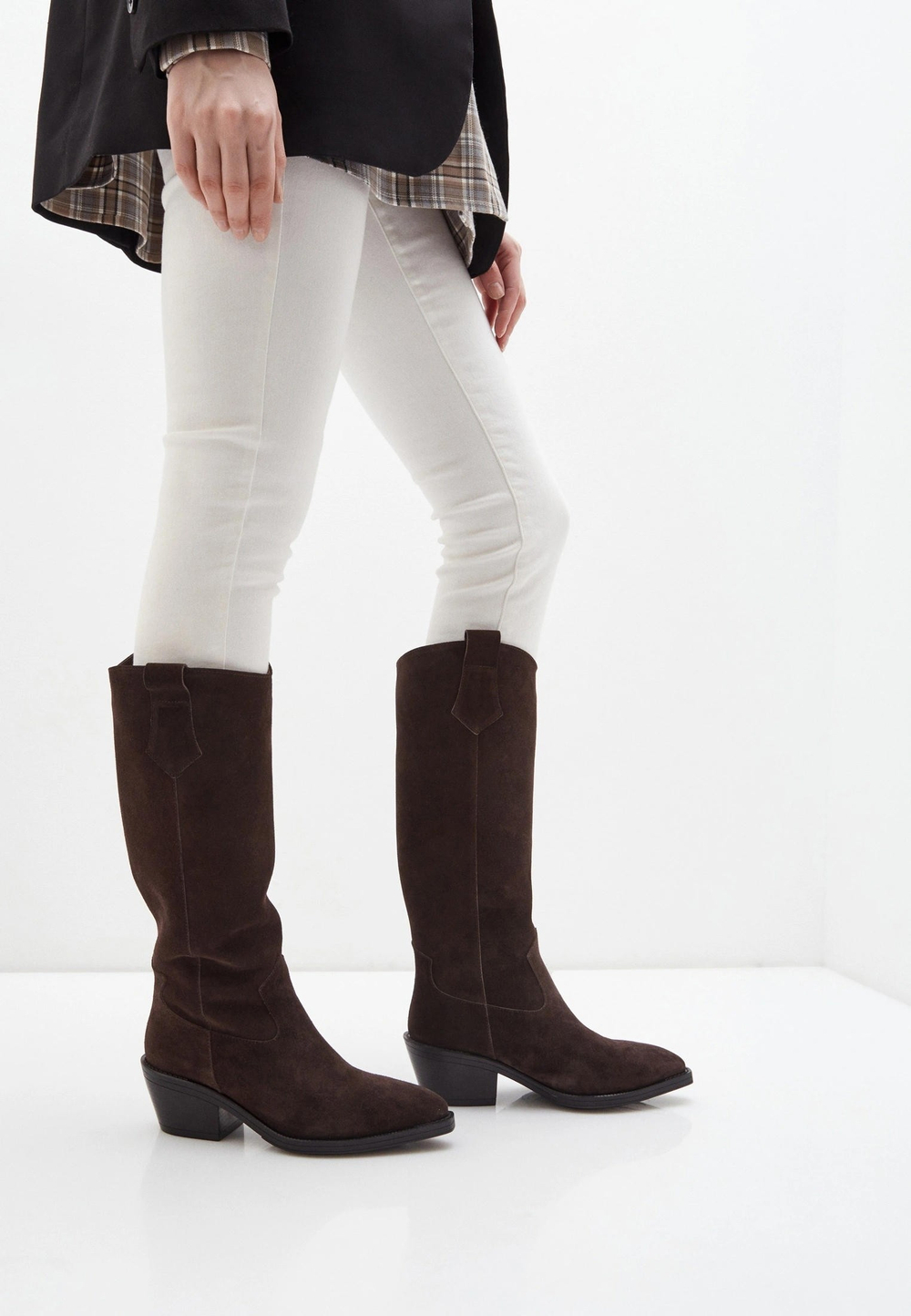 Сапоги // Mia // Chocolate // Suede