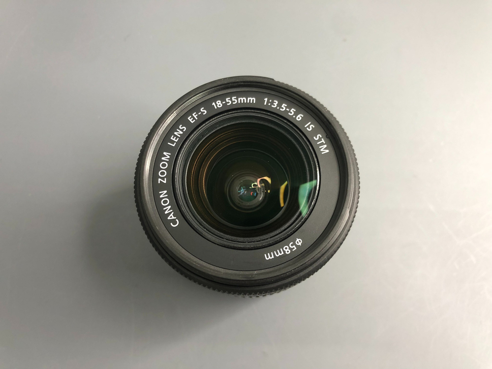 Canon 700D Kit 18-55mm 3.5-5.6 IS STM 12.700 кадров