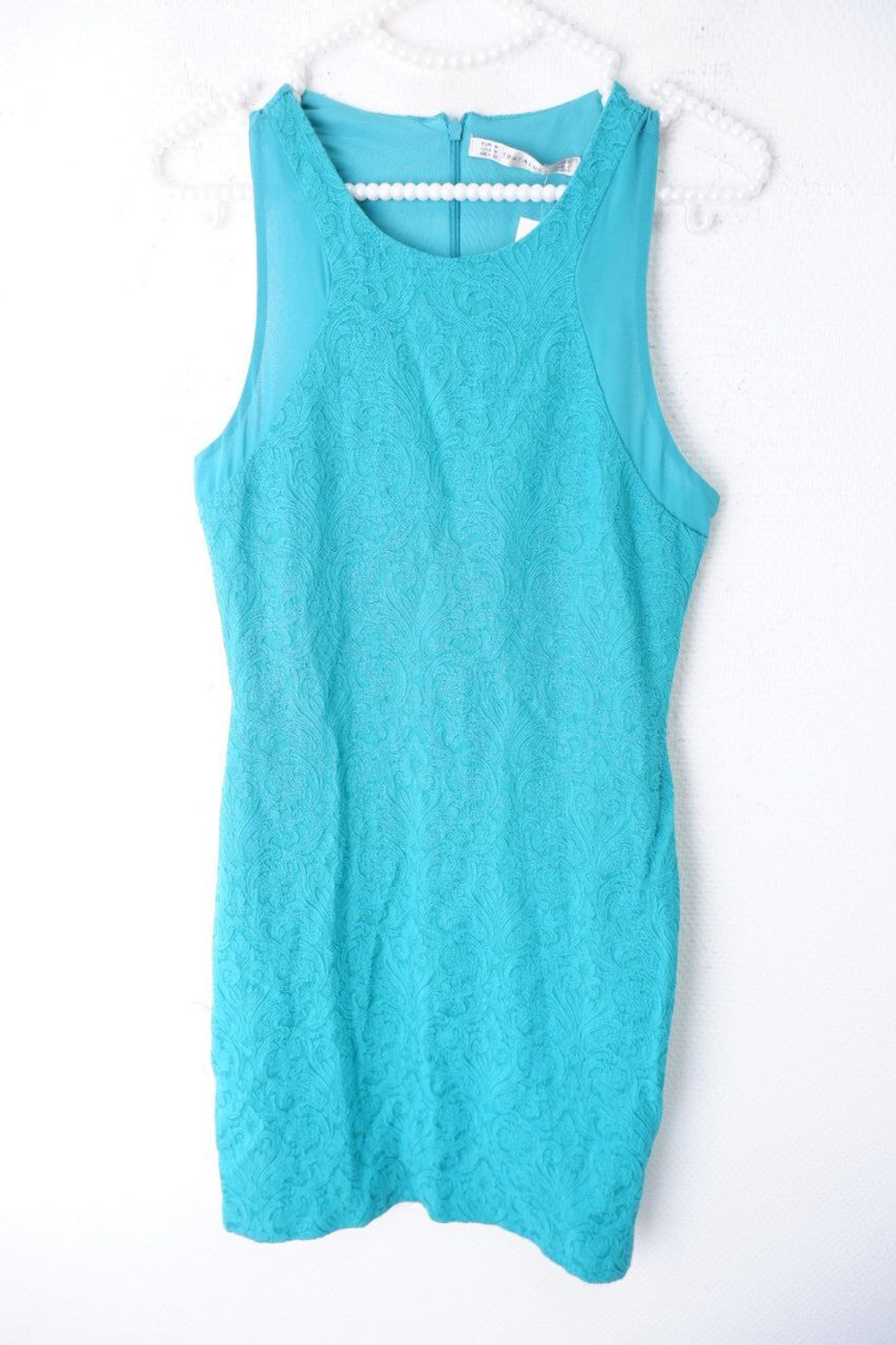 Платье Zara модное 46 размер