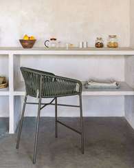 Полубарный стул Yanet зеленый