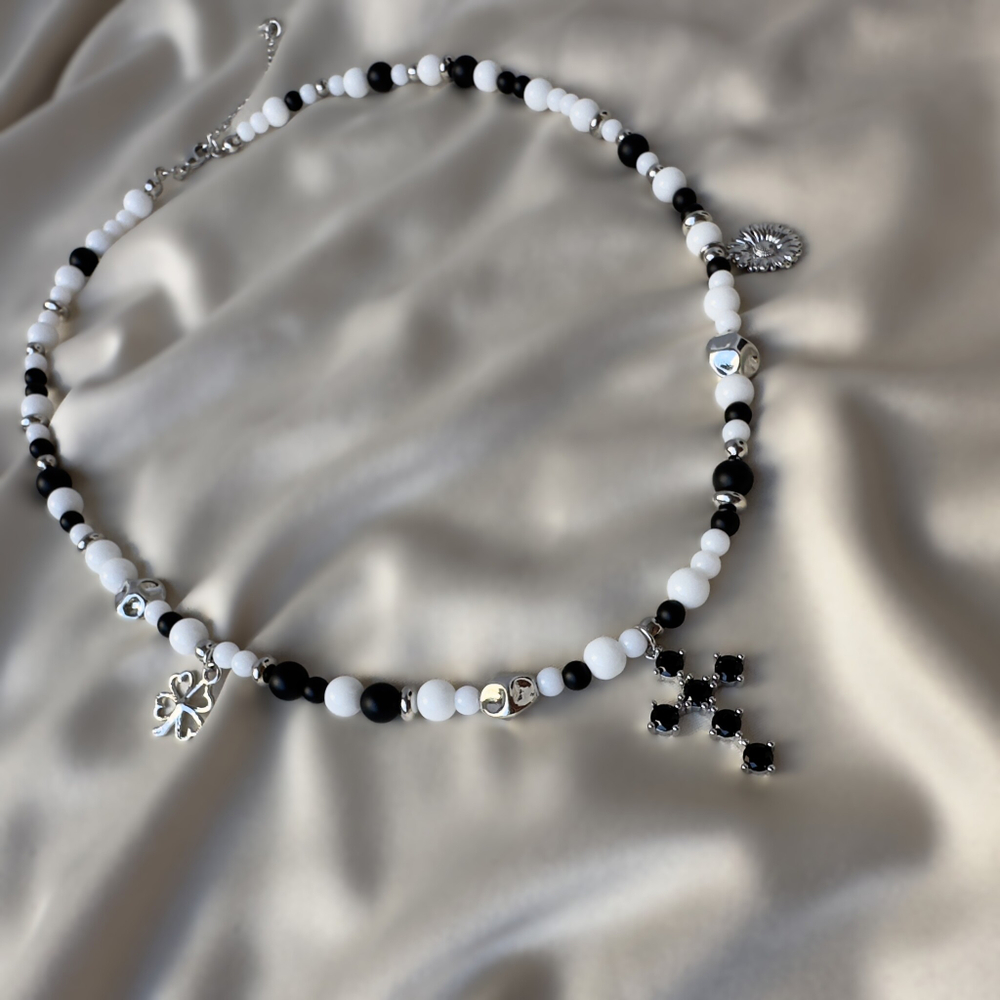 Колье "Дыхание контраста"