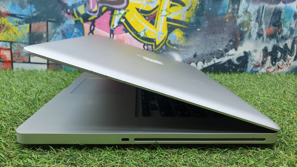 MacBook Pro 15 2012 i7/4 Gb