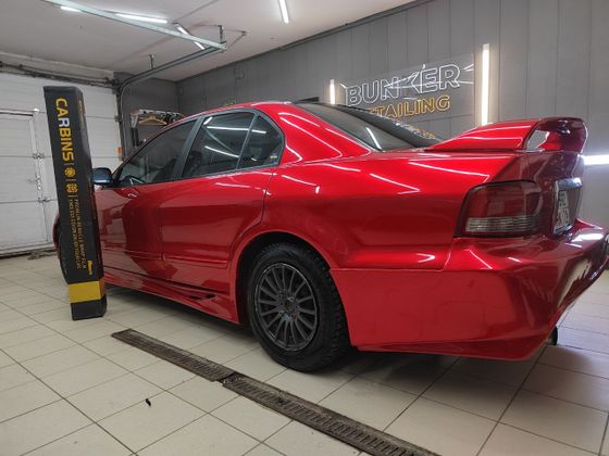 Пленка PET перламутровая красная глянцевая Metallic Red Carbins