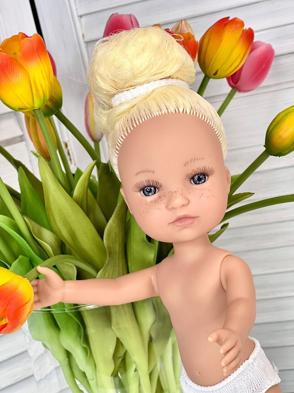 Кукла BERJUAN виниловая 35см Greta без одежды (2861)