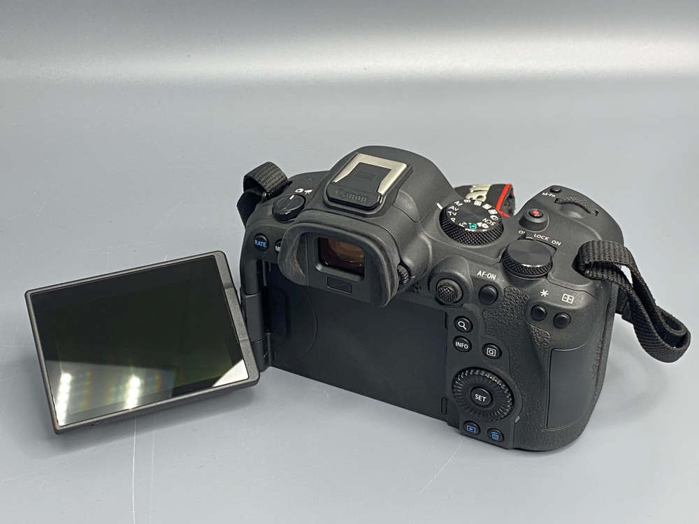 Canon R6 Mark II 36000 кадров